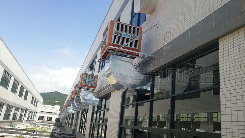車間降溫都配置安裝節(jié)能環(huán)?？照{(diào)，降溫效果好到爆